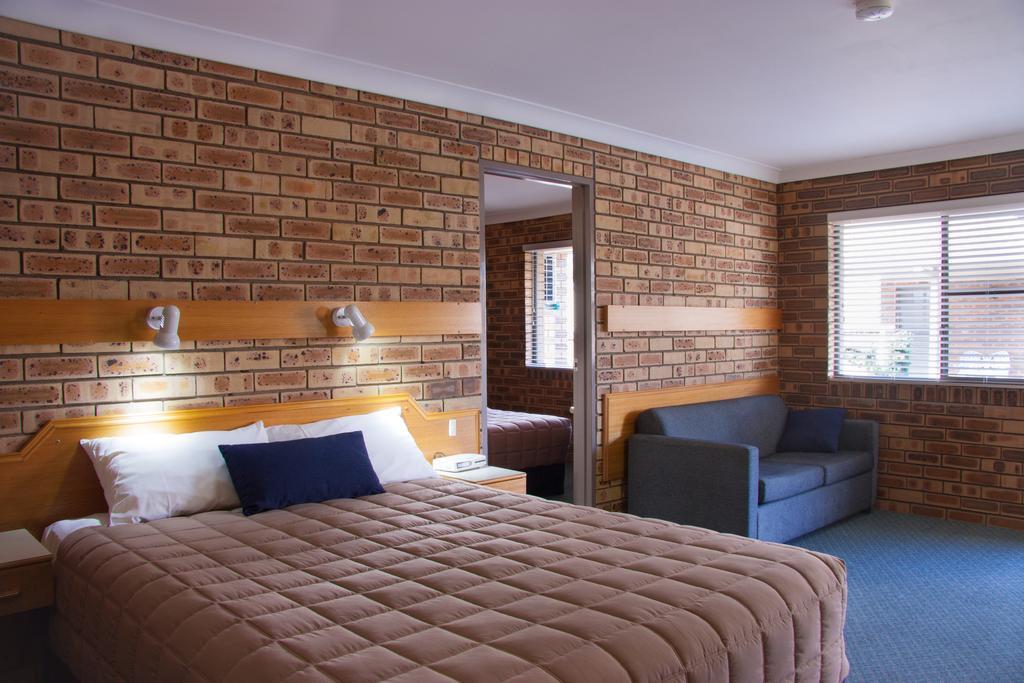 Mid Town Inn Наррабрай Номер фото