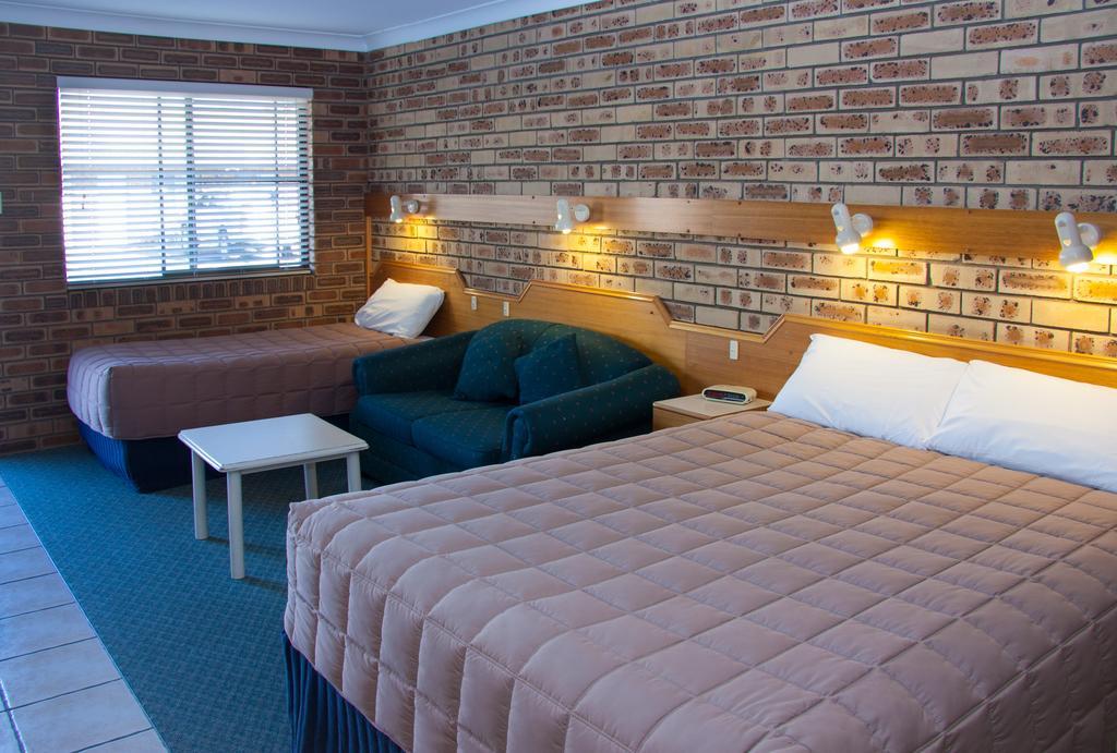 Mid Town Inn Наррабрай Номер фото